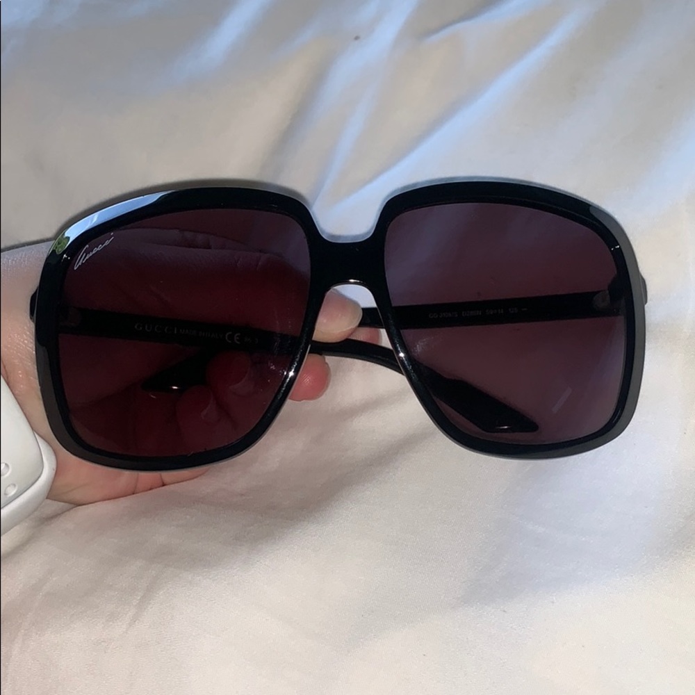 Black Gucci Sunglasses